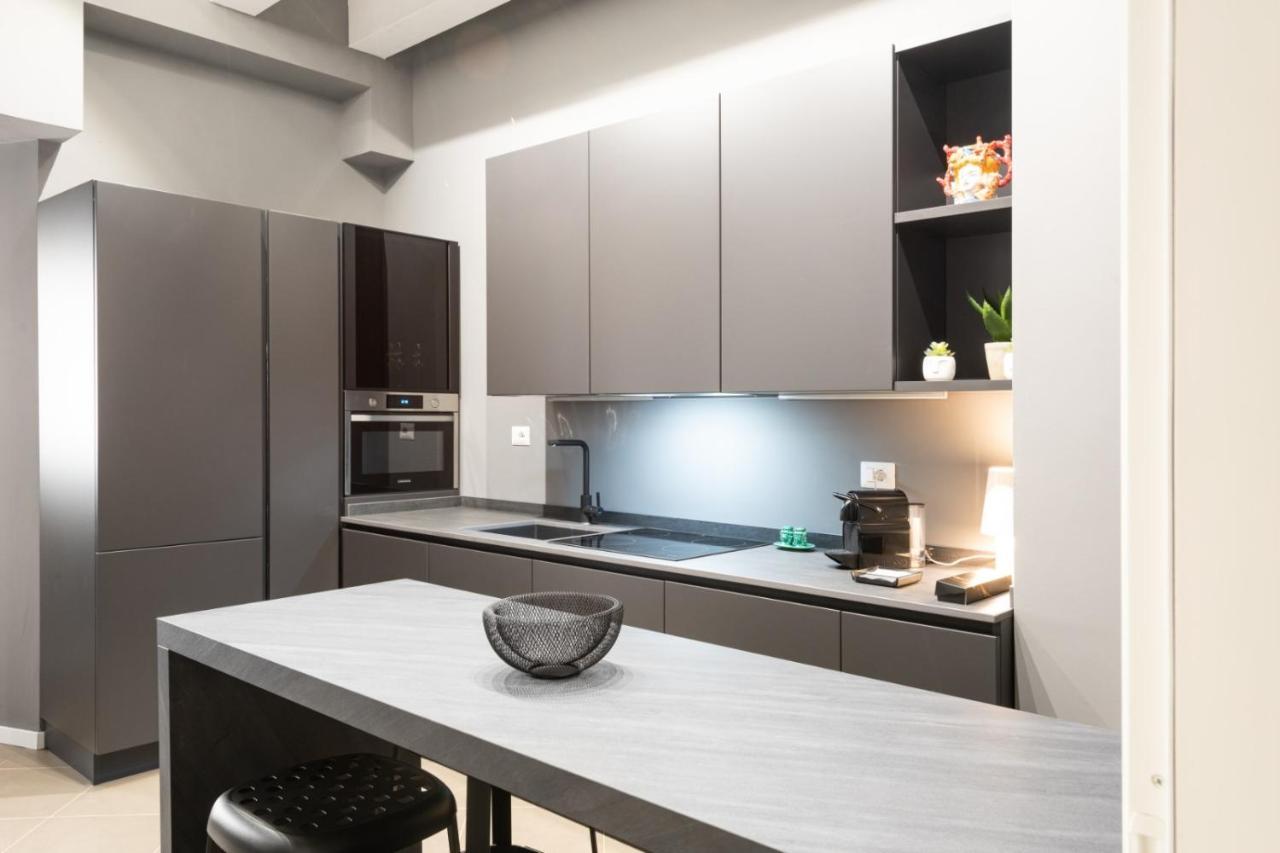 Carlo Suite Apartments Con Vasca Idromassaggio Palerme Extérieur photo